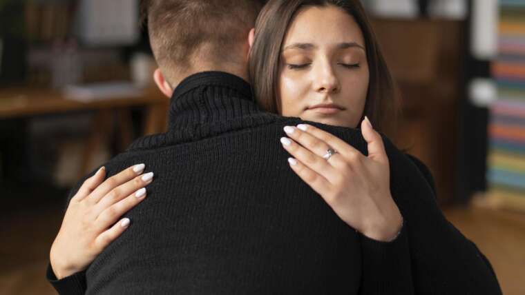 Apego y relaciones: Cómo nuestros primeros vínculos modelan el amor