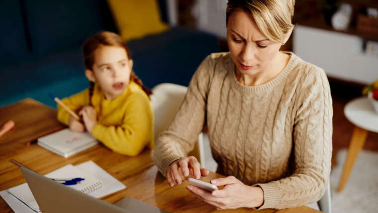 Modelo autoritario en la educación parental